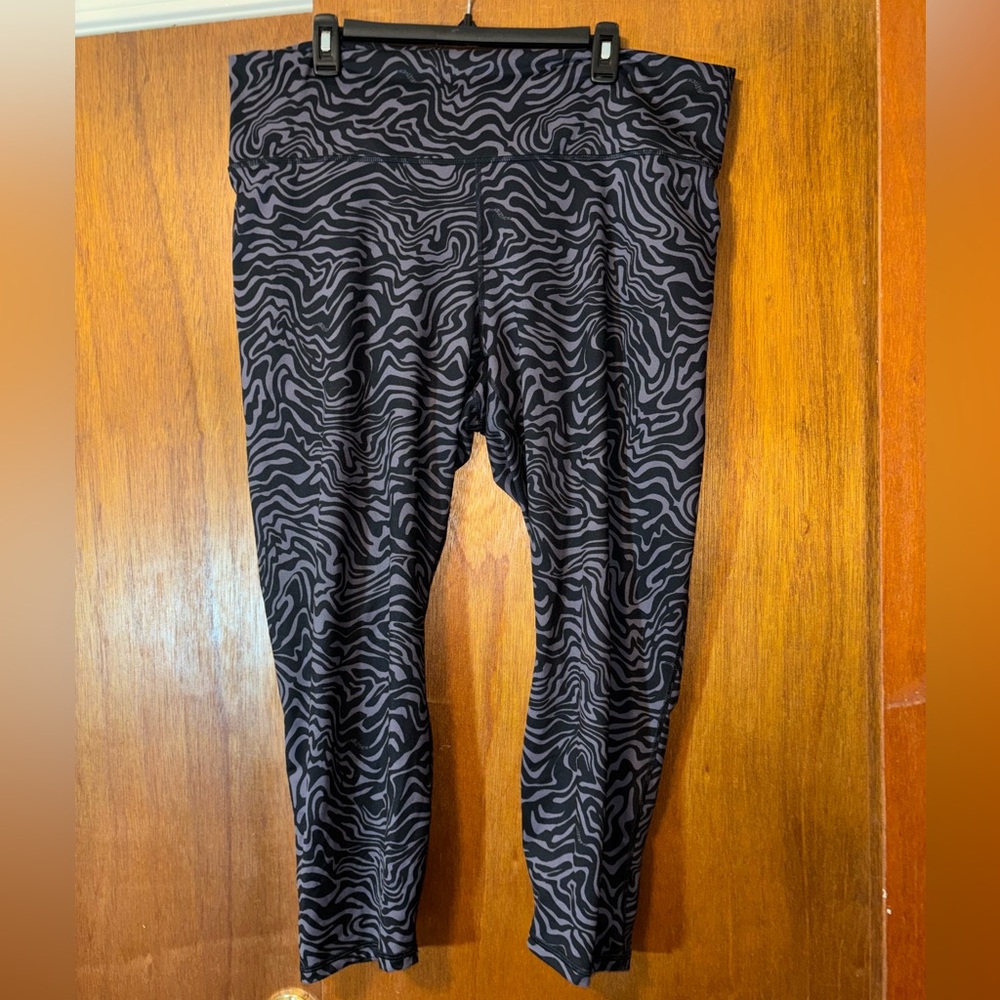 FABLETICS power hold leggings size 1X